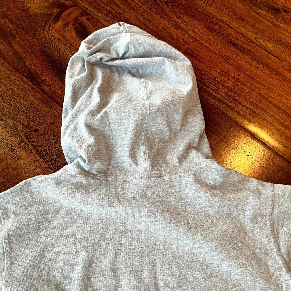 Champion Hoodie Women Small Gray Cotton Logo Kangaroo Pockets Side Slit Pullover - Picture 10 of 10